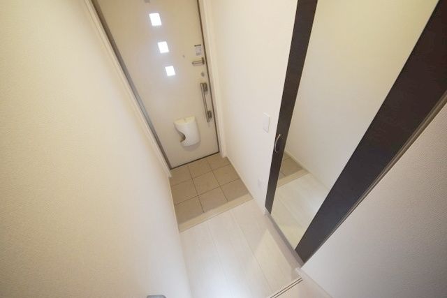 玄関　★お部屋探しは株式会社タウンハウジング東京まで★
