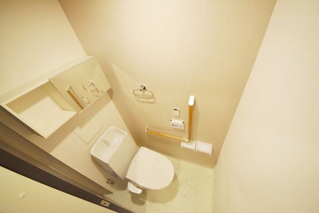 トイレ　★お部屋探しは株式会社タウンハウジング東京まで★