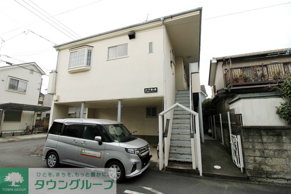エントランス　駐車場