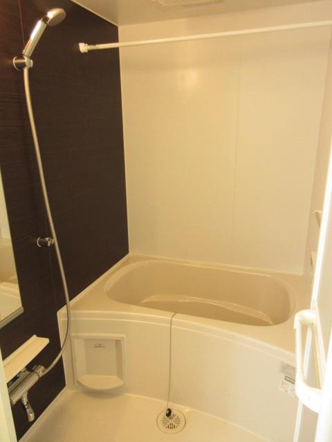 バス・シャワールーム　バスです。