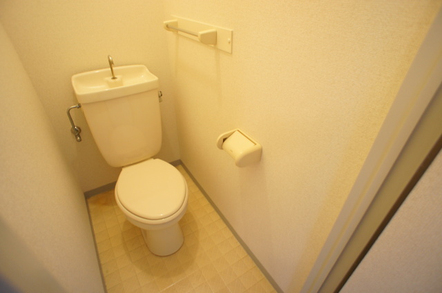 トイレ　※別室参考写真※シンプルで使いやすいトイレ♪