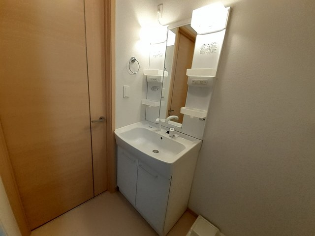 洗面設備　脱衣所、洗濯機置き場