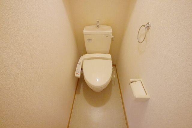 トイレ　シャワー付きトイレ