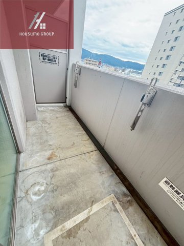 バルコニー　同施工会社・同型モデルの室内です。（参考写真・イメージ写真）