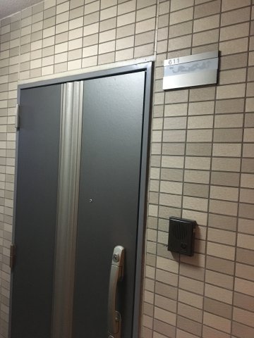 レクシア鶴見の玄関写真