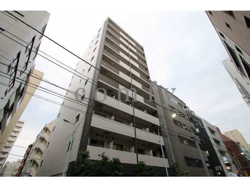 建物外観　タイル貼りの重厚感のある外観