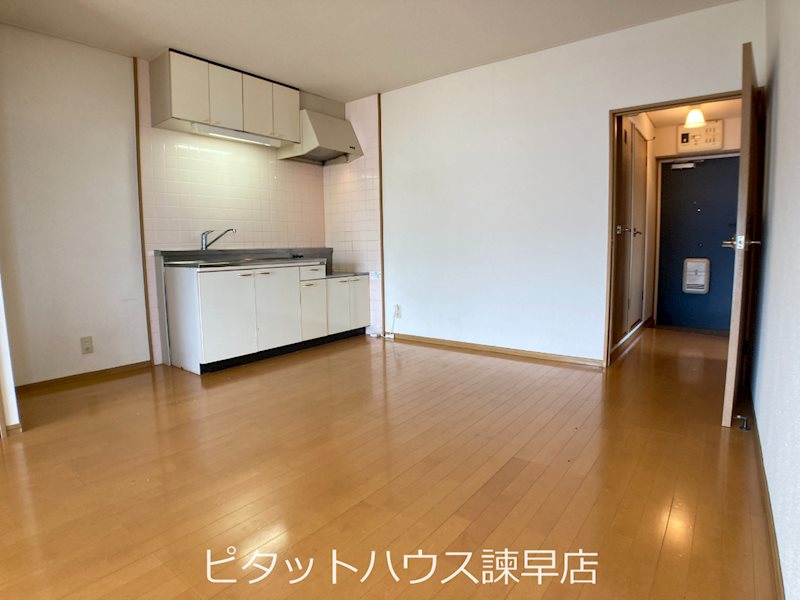 キッチン　※入居中につきイメージ。