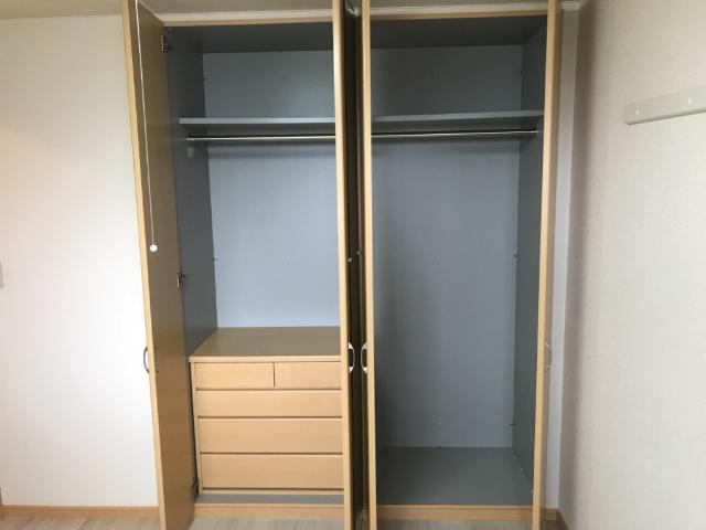 収納　クローゼット