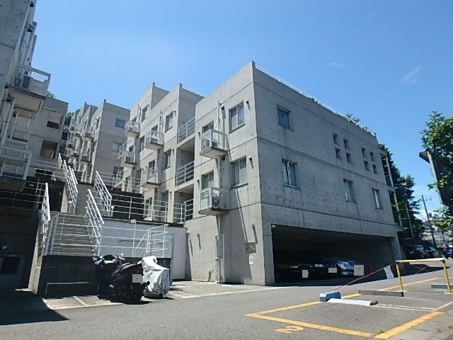 建物外観　★お部屋探しはタウンハウジング稲田堤店まで★