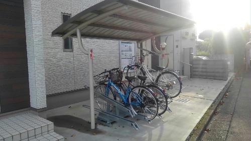 その他共有部分　屋根付き駐輪場