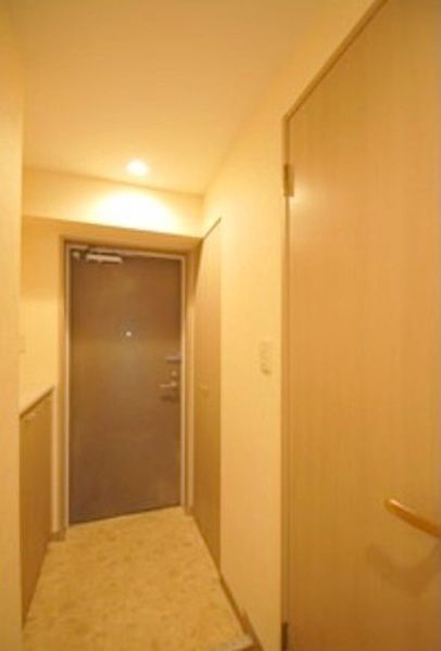 玄関　別タイプ部屋　参考写真です