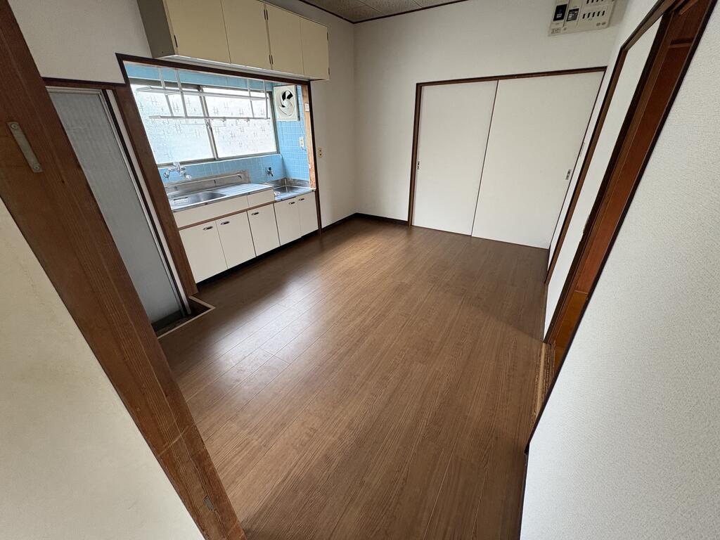 花立貸家のキッチン写真