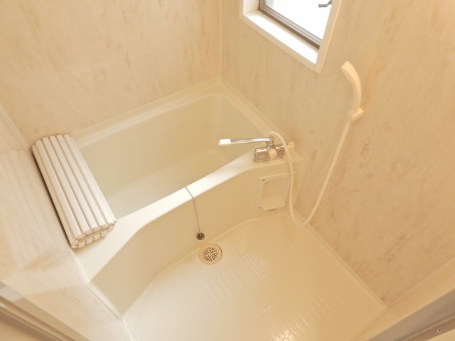バス・シャワールーム　写真は同マンション別部屋