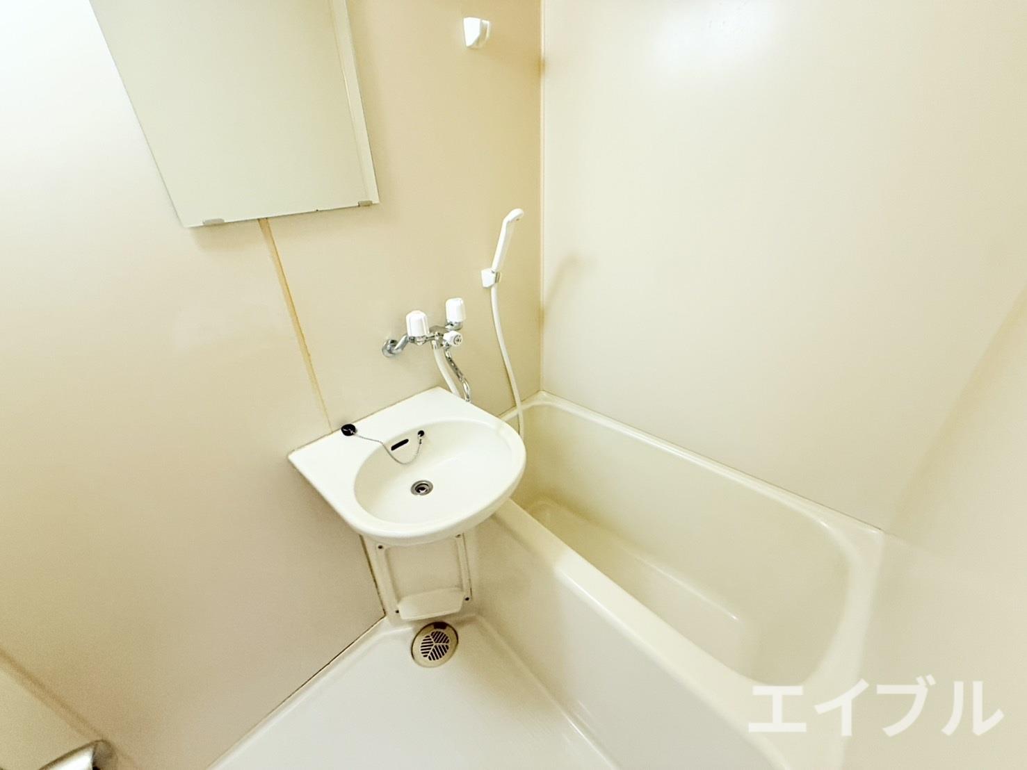 バス・シャワールーム　同型タイプ