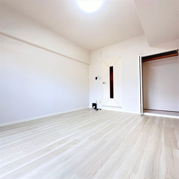 その他部屋・スペース　※写真は同じマンションの違う部屋のものになります。反転タイプ