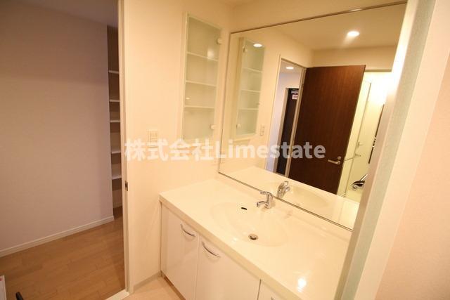 洗面設備　別部屋参考写真
