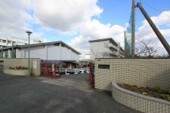 中学校　則松中学校（中学校）まで1700m