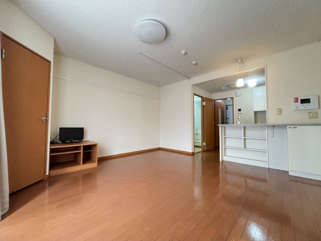 居室・リビング　ゆったり過ごせる居間です