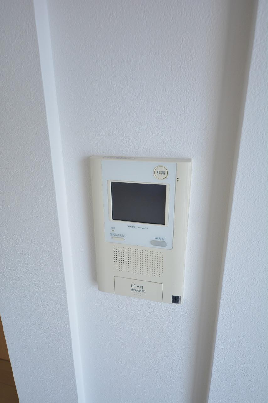 セキュリティ　グランルージュ谷町六町目　TVモニター付きインターホン