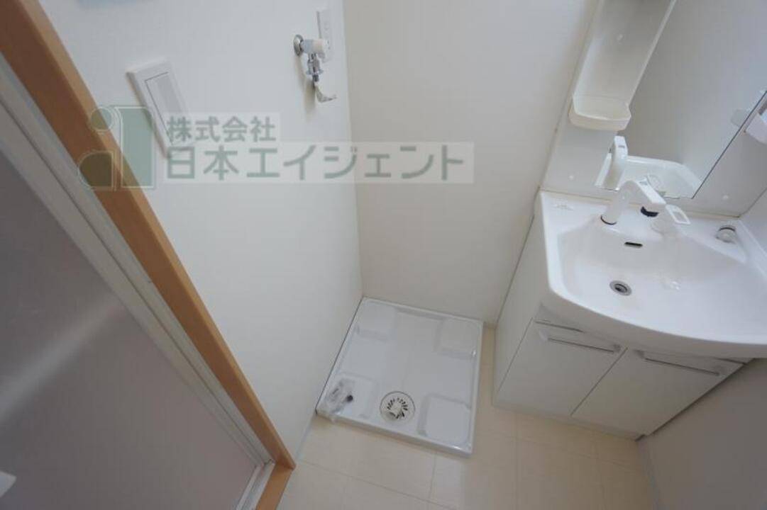 その他設備　洗濯機置場