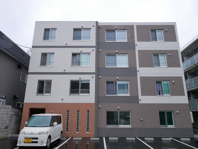 建物外観　物件名【アートレータ本通】とお伝えください！