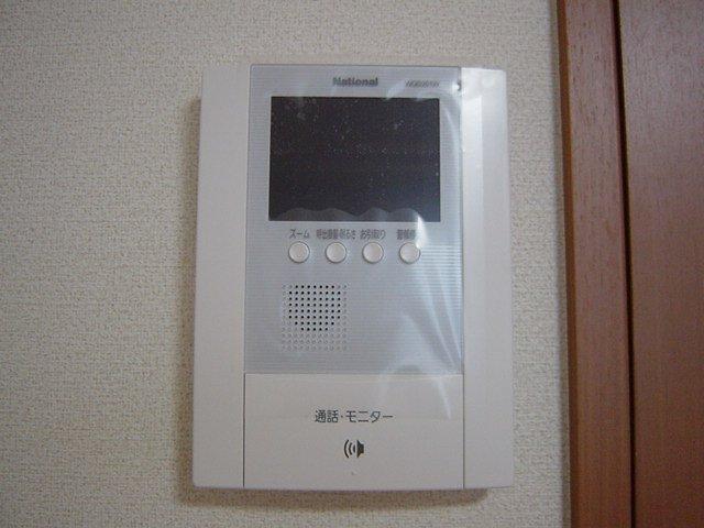 セキュリティ　来訪者が確認できて安心の「TVモニターホン」