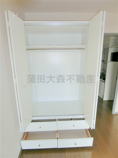 収納　収納　クローゼット