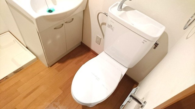 トイレ　トイレ
