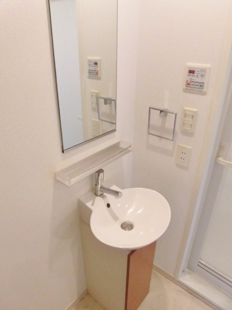 洗面設備　別号室の参考写真です