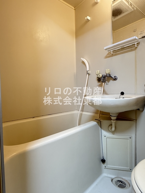 バス・シャワールーム　バストイレが一緒になってるとお掃除がしやすいです♪