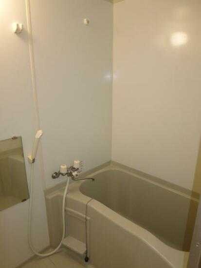 バス・シャワールーム　日々の暮らしに欠かせないお風呂です