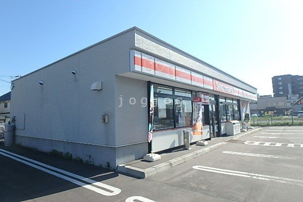 コンビニ　セイコーマート苫小牧東開店（コンビニ）まで118m