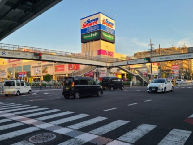 スーパー　マックスバリュ砂田橋店（スーパー）まで1013m