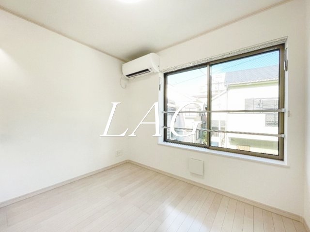 居室・リビング　洋室のお部屋です。