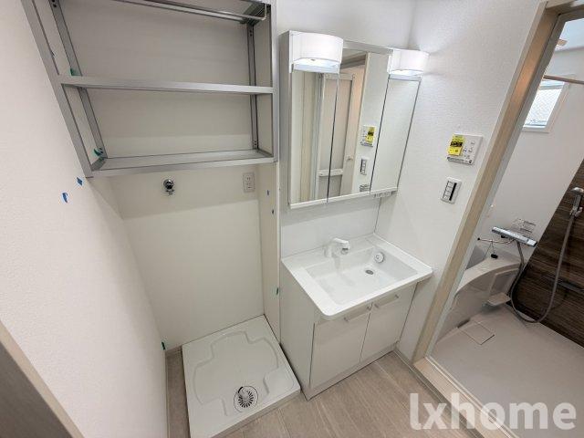 洗面設備　コンパクトで使いやすい洗面所
