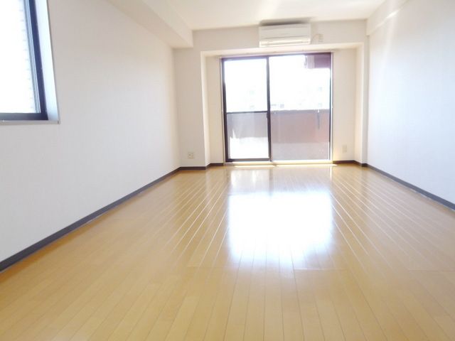 居室・リビング　★お部屋探しは株式会社タウンハウジング東京まで★