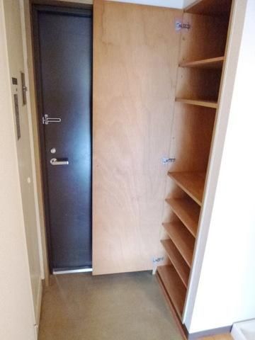 玄関　★お部屋探しは株式会社タウンハウジング東京まで★