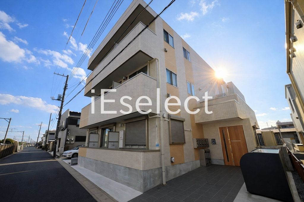 建物外観　間もなく完成予定！オートロック完備！
