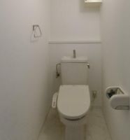 トイレ　コンパクトで使いやすいトイレです