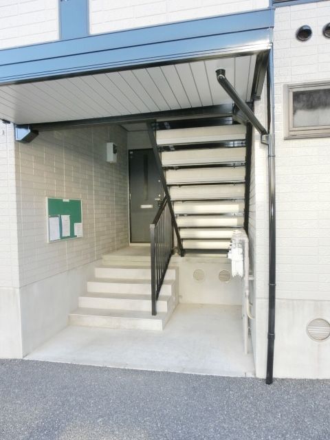 エントランス　建物入口部分です