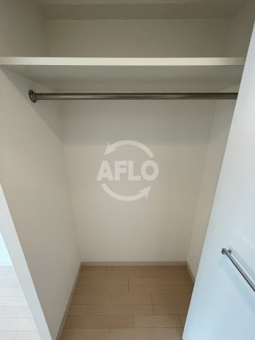 収納　アドバンス西梅田IIIエミネンス　クローゼット