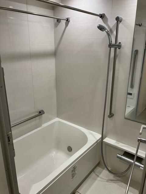 バス・シャワールーム　別タイプ部屋　参考写真です