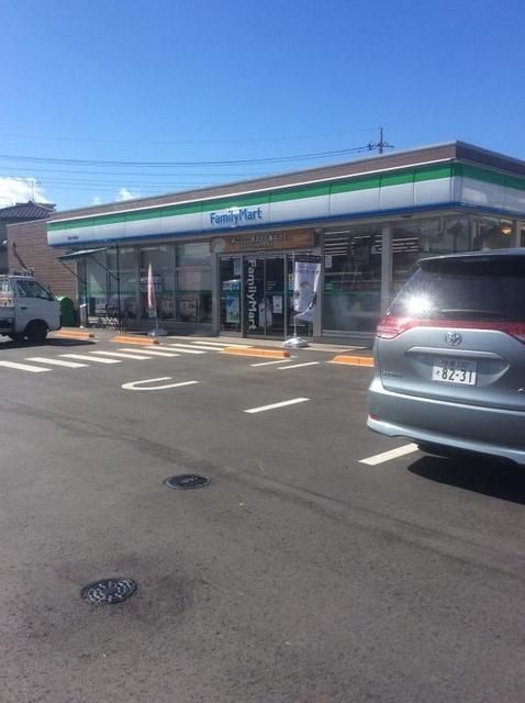 コンビニ　ファミリーマート昭島小荷田店（コンビニ）まで229m