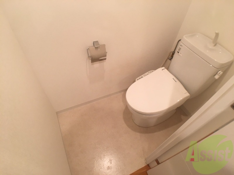 トイレ　トイレです。ウォシュレット付を探している方、おすすめです。