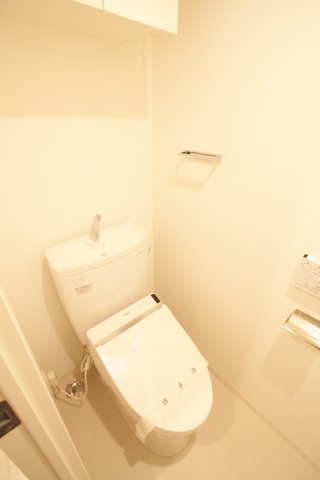 トイレ　（別タイプ参考写真）ルフレ赤羽サウス　北区神谷1