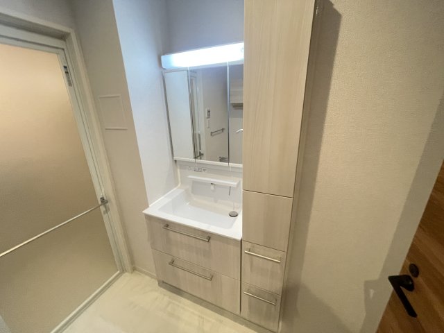 洗面設備　広い洗面スペース