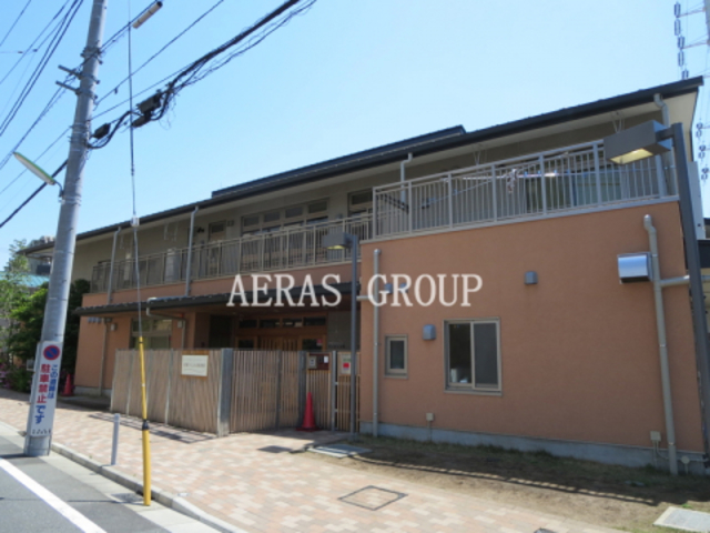 幼稚園・保育園　成城つくしんぼ保育園（幼稚園・保育園）まで549m