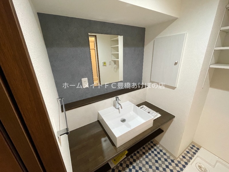 洗面設備　同型別部屋写真