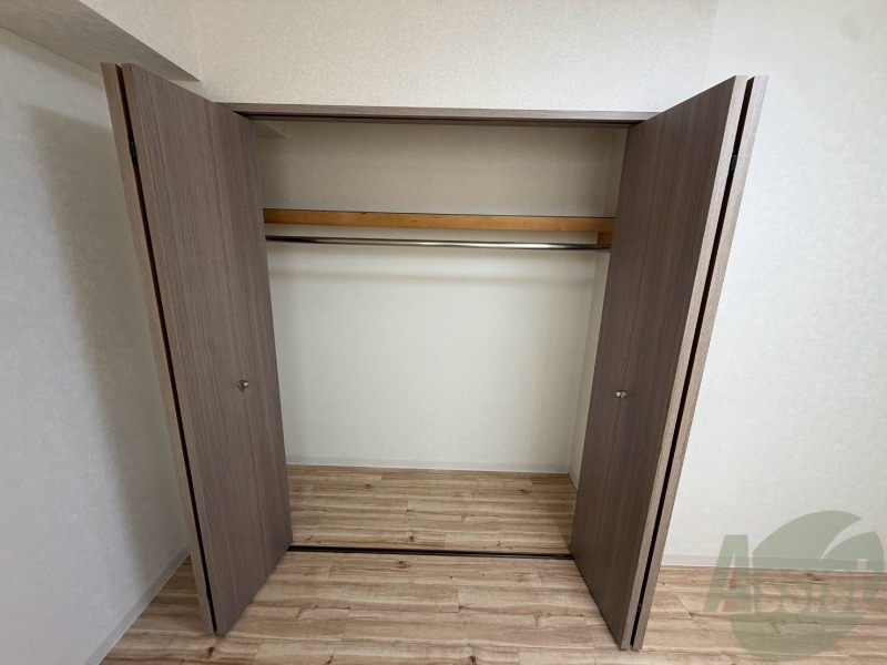 収納　クローゼットがありました。お洋服や荷物はここへ