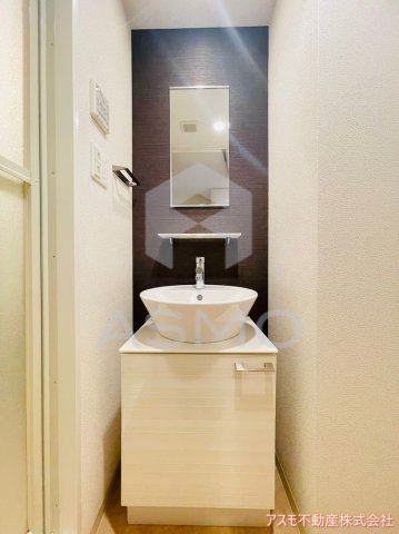 洗面設備　同マンション別部屋参考写真